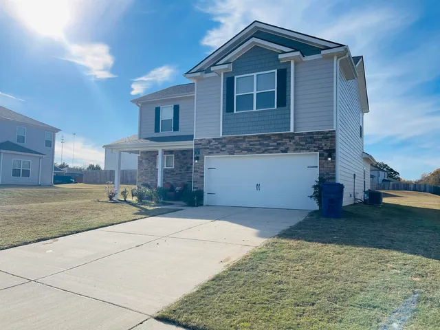 $379,900 | 35 Witherspoon Drive, Oakland, TN 38060