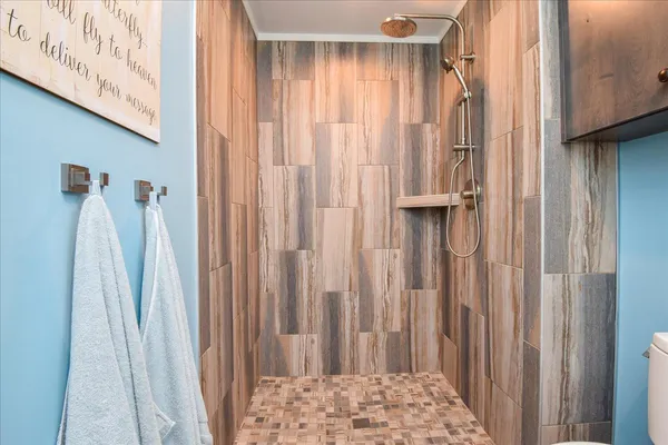 $1,125,000 | 569 Sprinkle Road, Fincastle, VA 24090