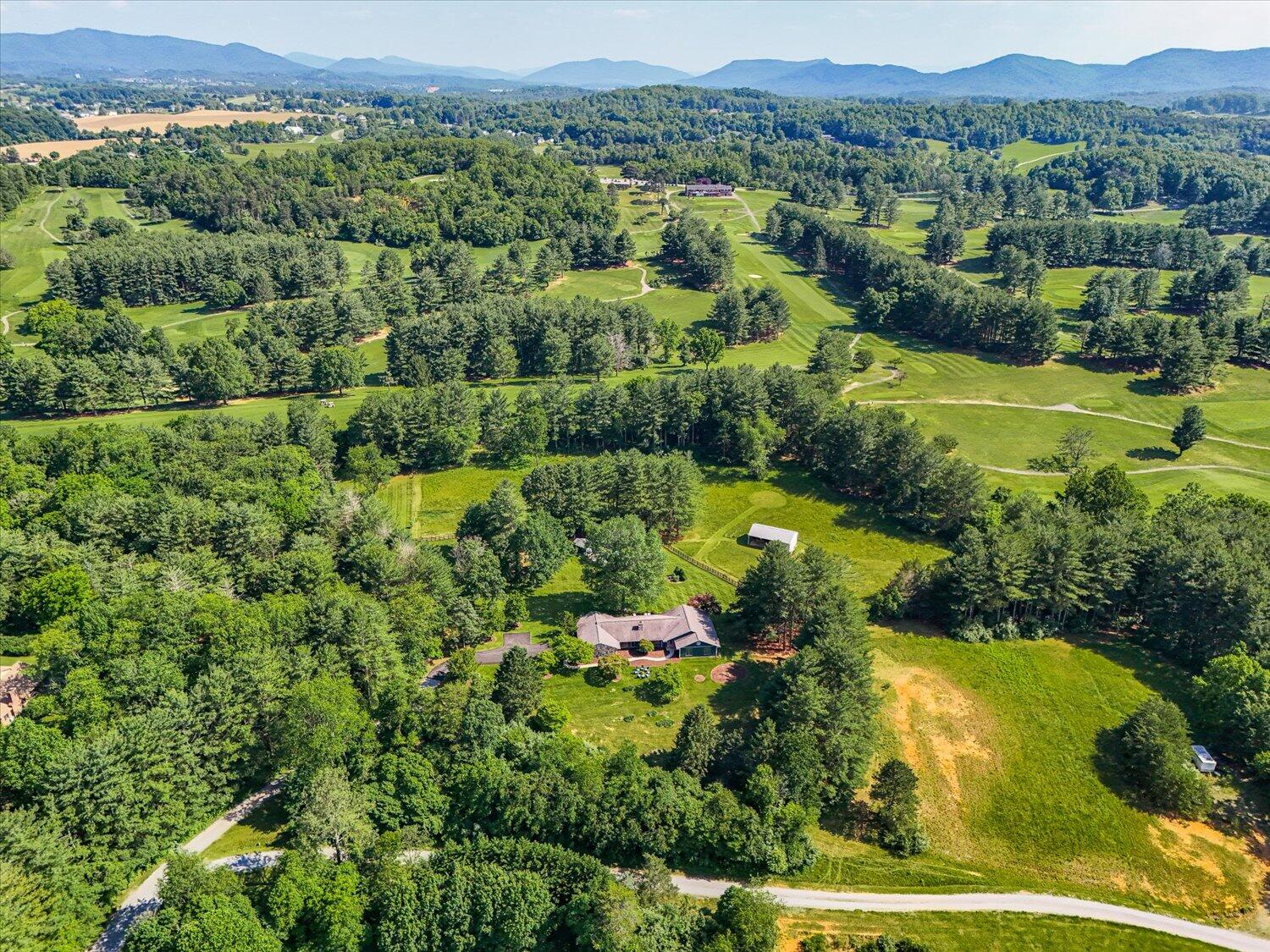 569 Sprinkle Road Fincastle, VA 24090 - Photo 54 of 59 52-569 Sprinkle-52