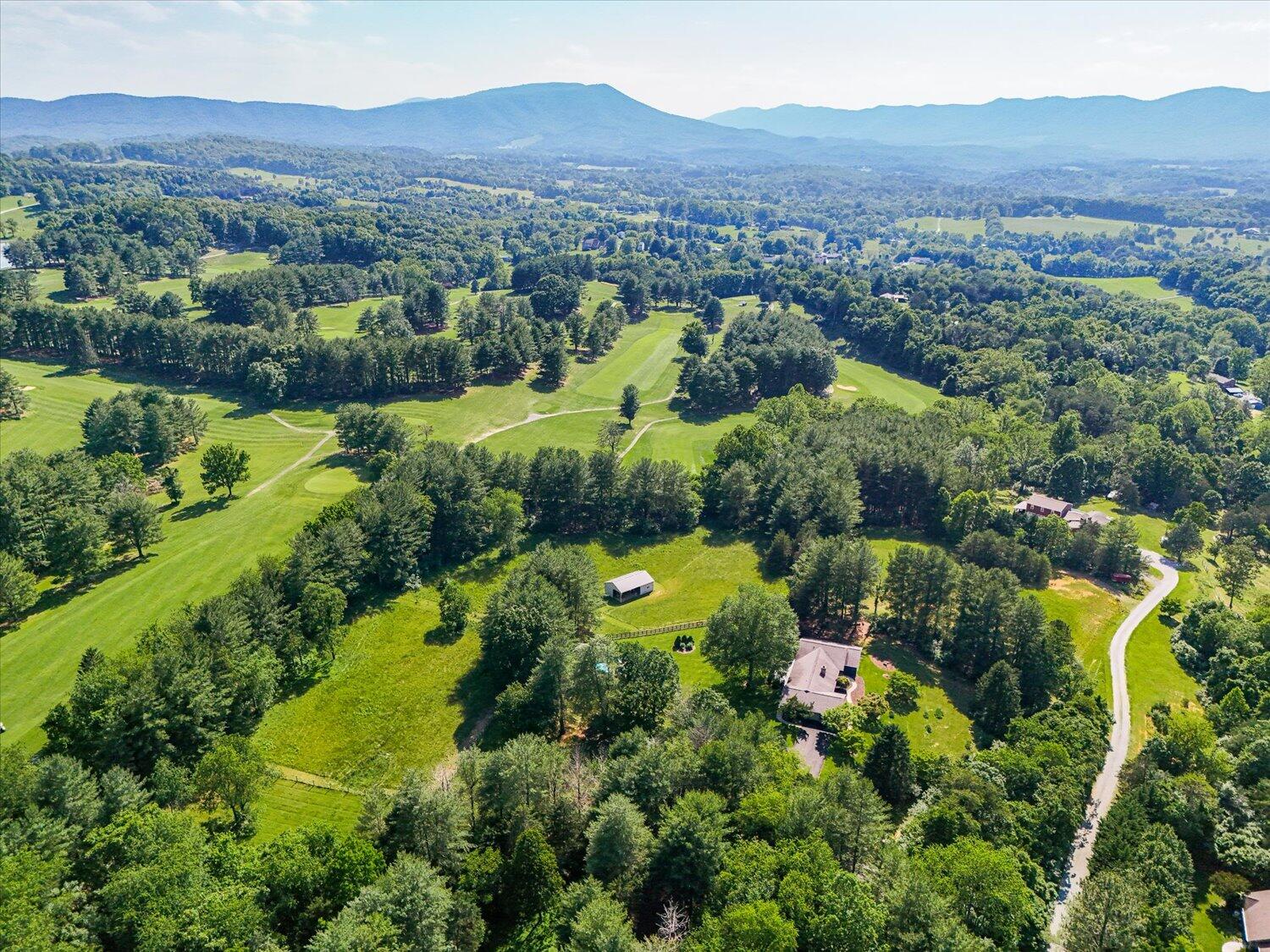 569 Sprinkle Road Fincastle, VA 24090 - Photo 55 of 59 53-569 Sprinkle-53