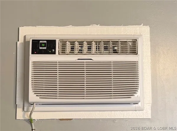 $65,000 | 33616 Ray Road, Stover, MO 65078