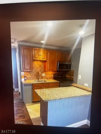 $1,450 | 584 Washington Avenue, Belleville, NJ 07109