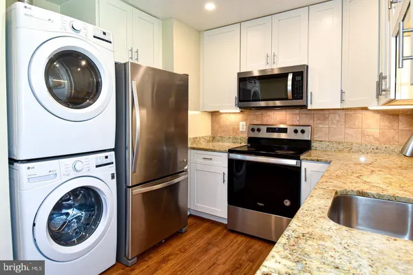 $2,800 | 1809 Westwind Way, Unit 56, McLean, VA 22102
