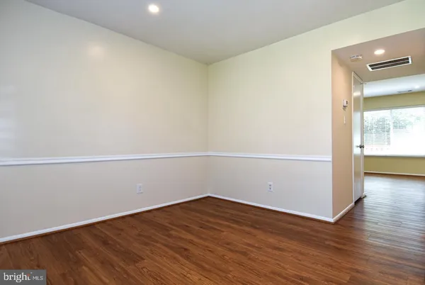 $2,800 | 1809 Westwind Way, Unit 56, McLean, VA 22102