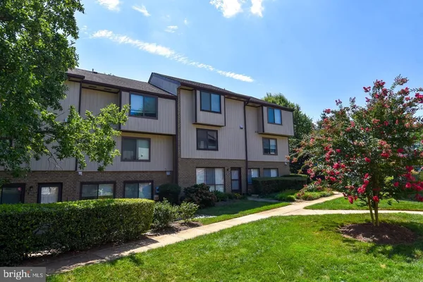 $2,800 | 1809 Westwind Way, Unit 56, McLean, VA 22102