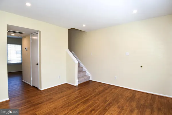 $2,800 | 1809 Westwind Way, Unit 56, McLean, VA 22102