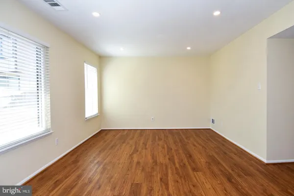 $2,800 | 1809 Westwind Way, Unit 56, McLean, VA 22102