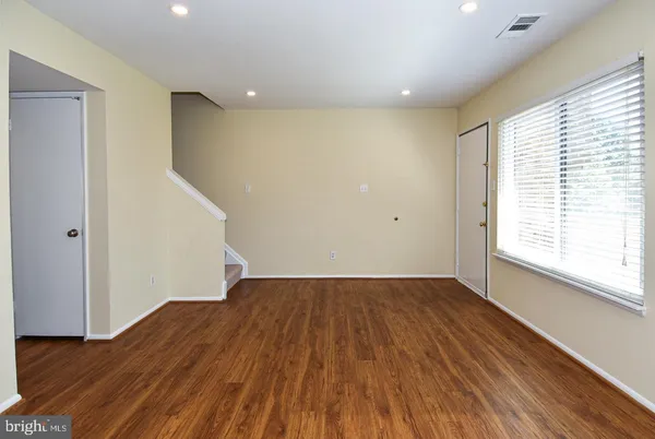 $2,800 | 1809 Westwind Way, Unit 56, McLean, VA 22102