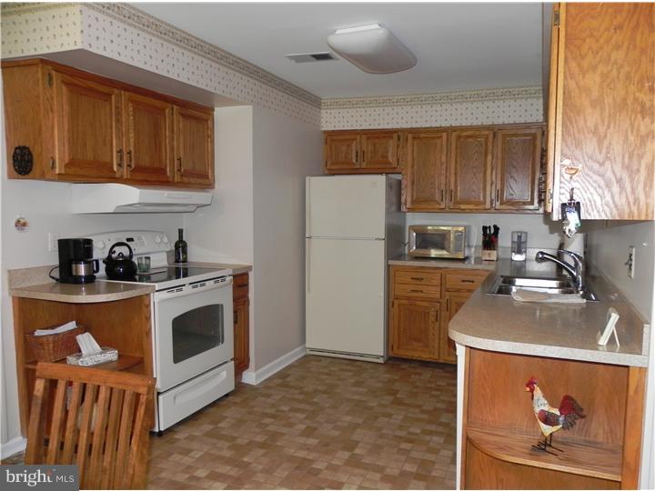 593 Kings Road Yardley, PA 19067 - Photo 5 of 17 Gallery Image 5