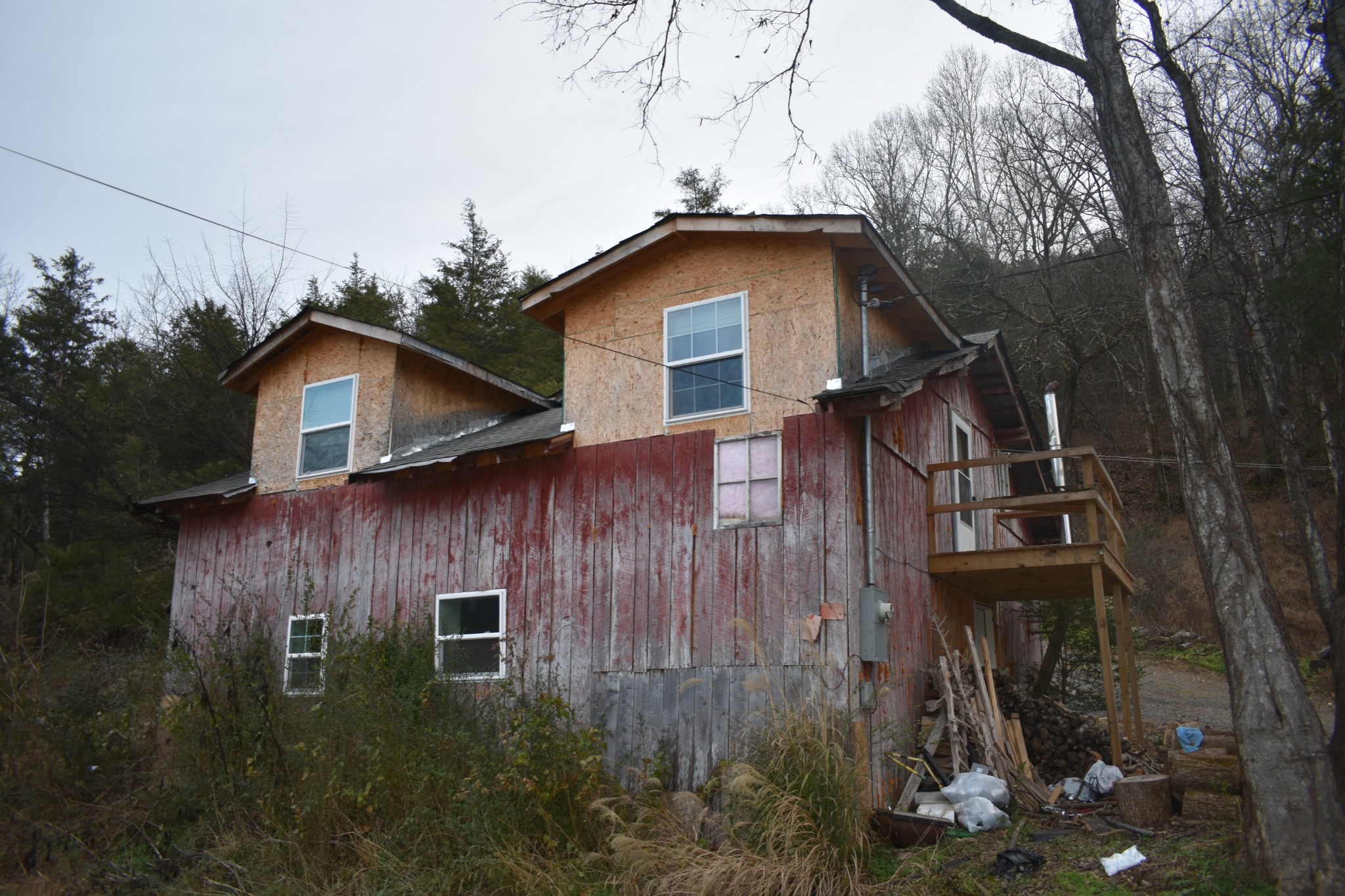 256 Maggart Road Elmwood, TN 38560 - Photo 24 of 25 a house view with a sink and backyard