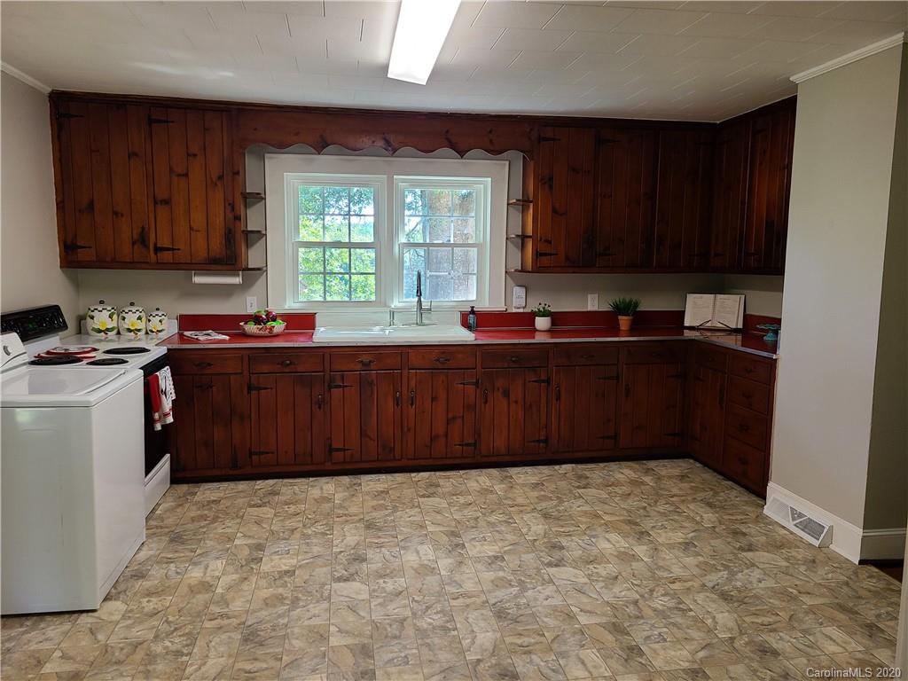 1704 Rhyne Road Dallas, NC 28034 - Photo 19 of 33 Gallery Image 19