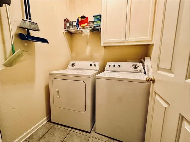 $1,900 | 5578 Arialo Drive, Baton Rouge, LA 70820