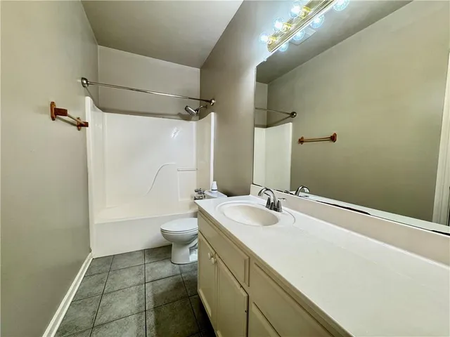 $1,900 | 5578 Arialo Drive, Baton Rouge, LA 70820