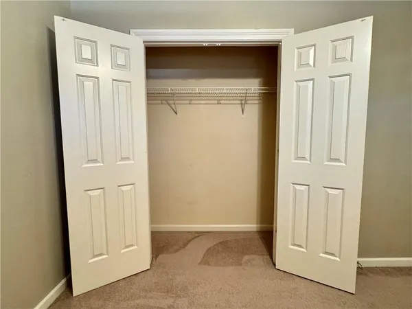 $2,100 | 5578 Arialo Drive, Baton Rouge, LA 70820