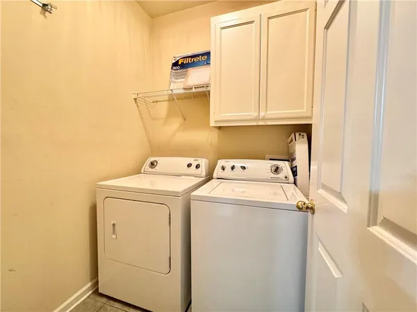 $2,100 | 5578 Arialo Drive, Baton Rouge, LA 70820