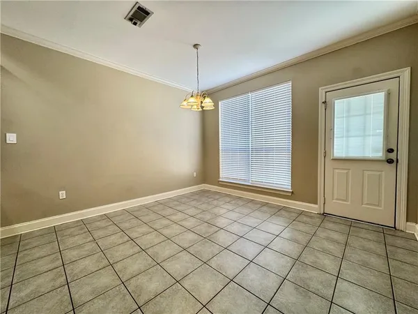 $2,100 | 5578 Arialo Drive, Baton Rouge, LA 70820