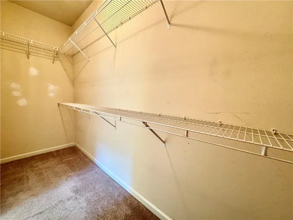 $2,100 | 5578 Arialo Drive, Baton Rouge, LA 70820