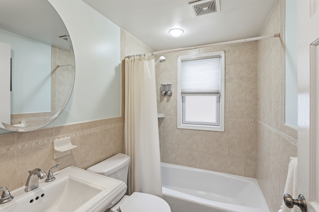 33 Julia Road Weymouth, MA 02191 - Photo 21 of 41