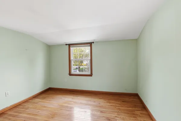 $799,900 | 33 Julia Road, Weymouth, MA 02191