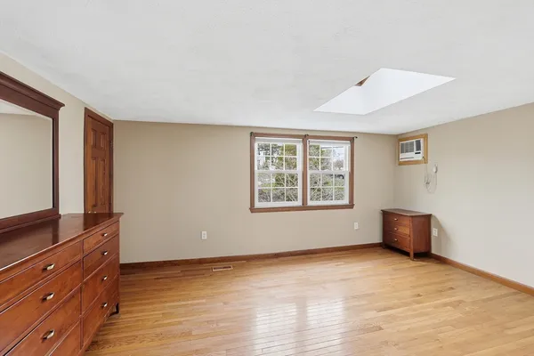 $799,900 | 33 Julia Road, Weymouth, MA 02191