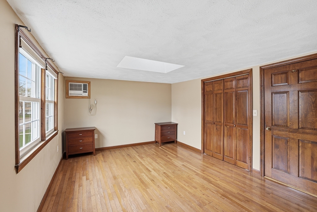 33 Julia Road Weymouth, MA 02191 - Photo 27 of 41