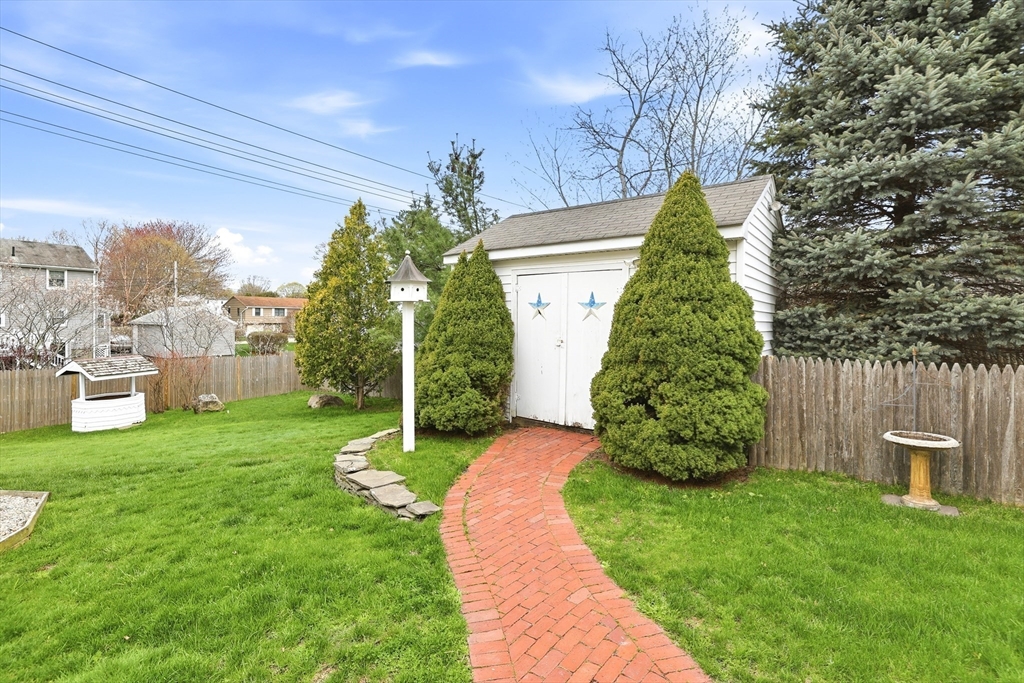 33 Julia Road Weymouth, MA 02191 - Photo 33 of 41