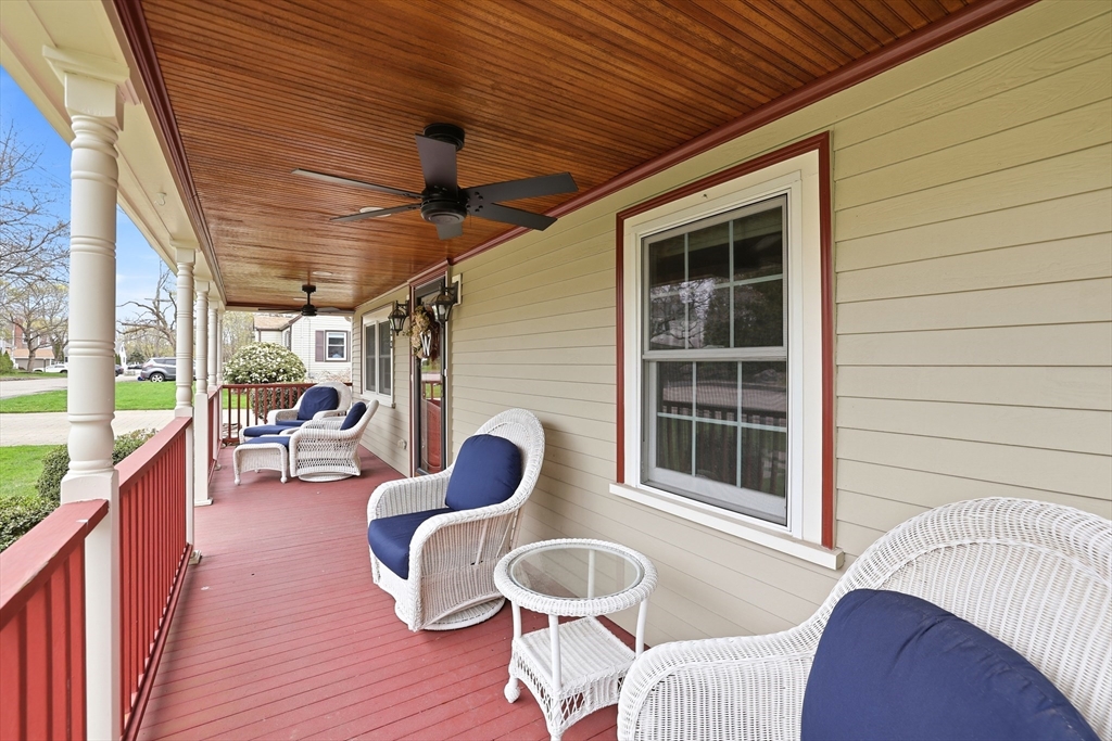 33 Julia Road Weymouth, MA 02191 - Photo 6 of 41