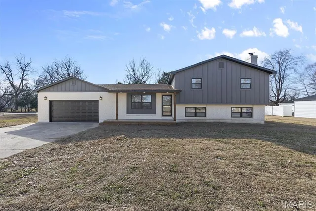 $269,000 | 470 St Paul Drive, New Madrid, MO 63869