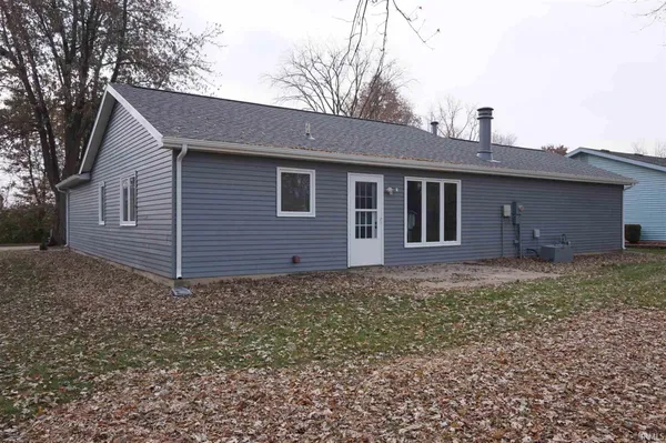 $1,750 | 7231 Elmbrook Drive, Fort Wayne, IN 46835