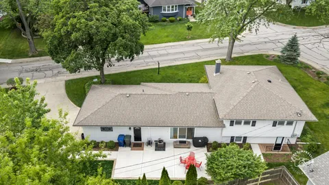 $675,000 | 325 Hemlock Lane, Naperville, IL 60540
