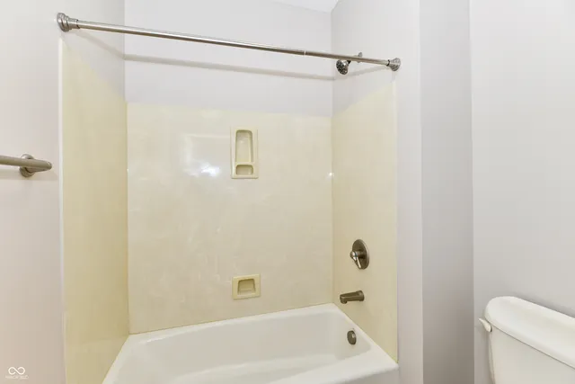 $2,599 | 8555 One W Drive, Unit 301, Indianapolis, IN 46260