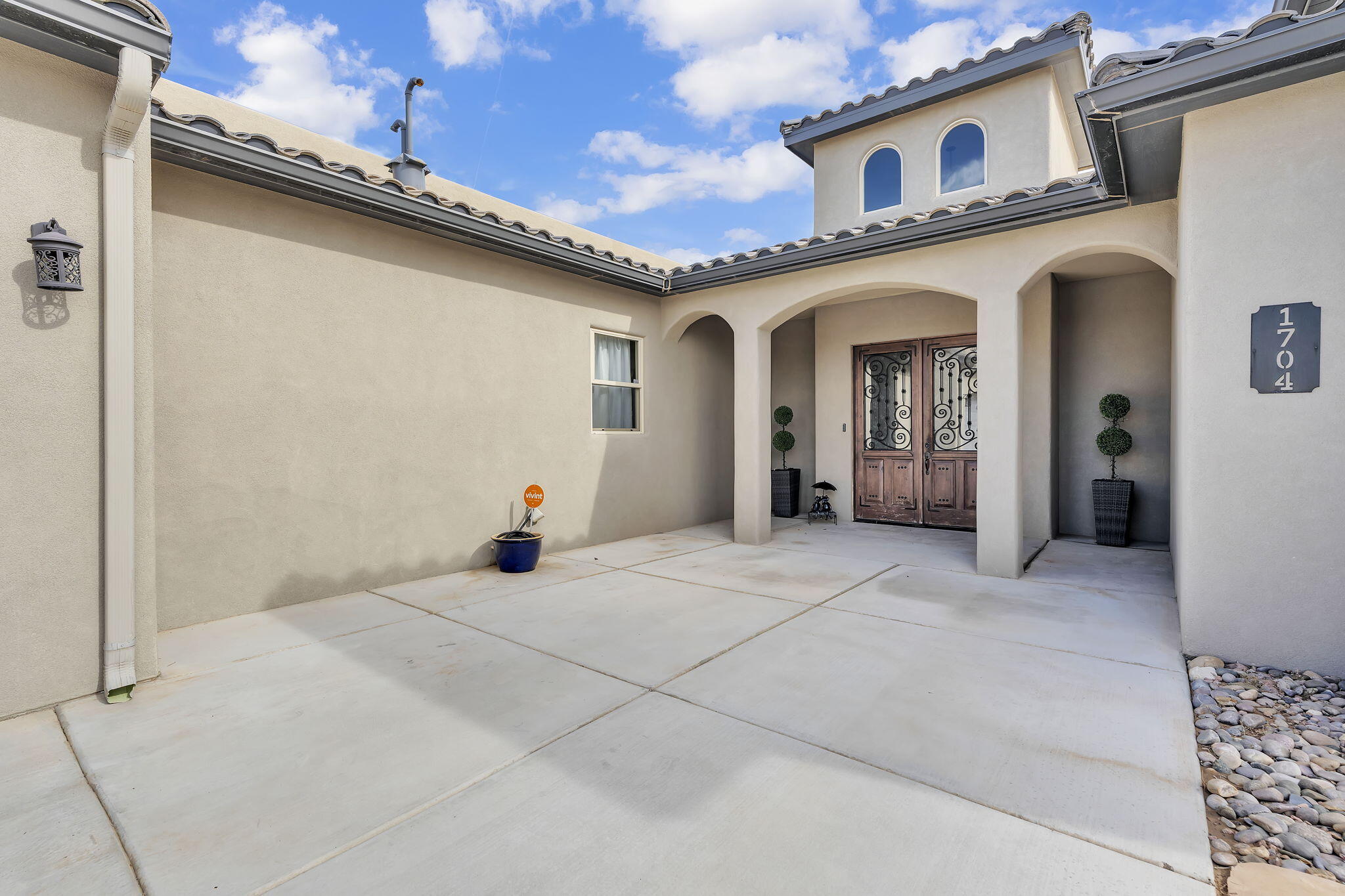 1704 20th Avenue Southeast Rio Rancho, NM 87124 - Photo 4 of 53 Gallery Image 4