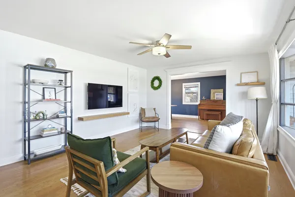 $324,900 | 16426 South Dan O'Connell Drive, Plainfield, IL 60586