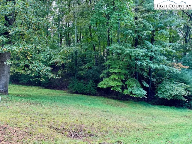 $22,500 | Powder Horn Mtn/horseshoe Rdg Road West, Deep Gap, NC 28618