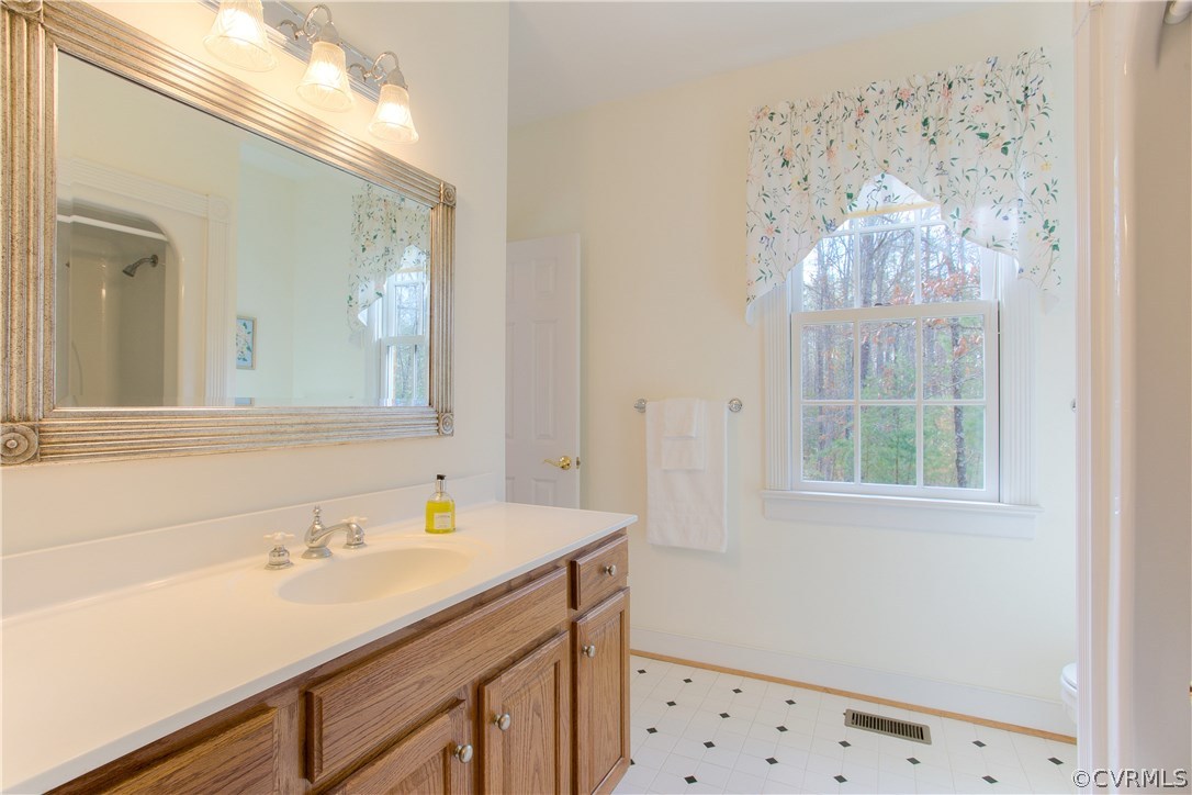 902 Hermitage Road Manakin-Sabot, VA 23103 - Photo 29 of 44 2nd Bath