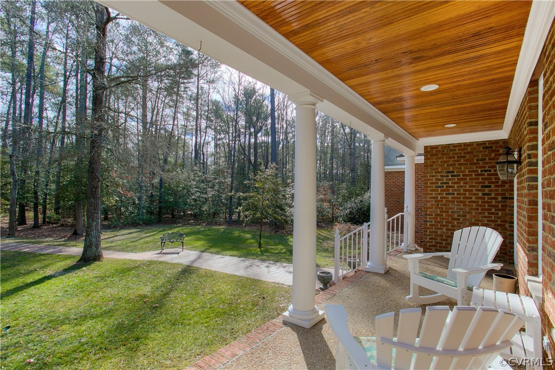 902 Hermitage Road Manakin-Sabot, VA 23103 - Photo 3 of 44 Front Porch