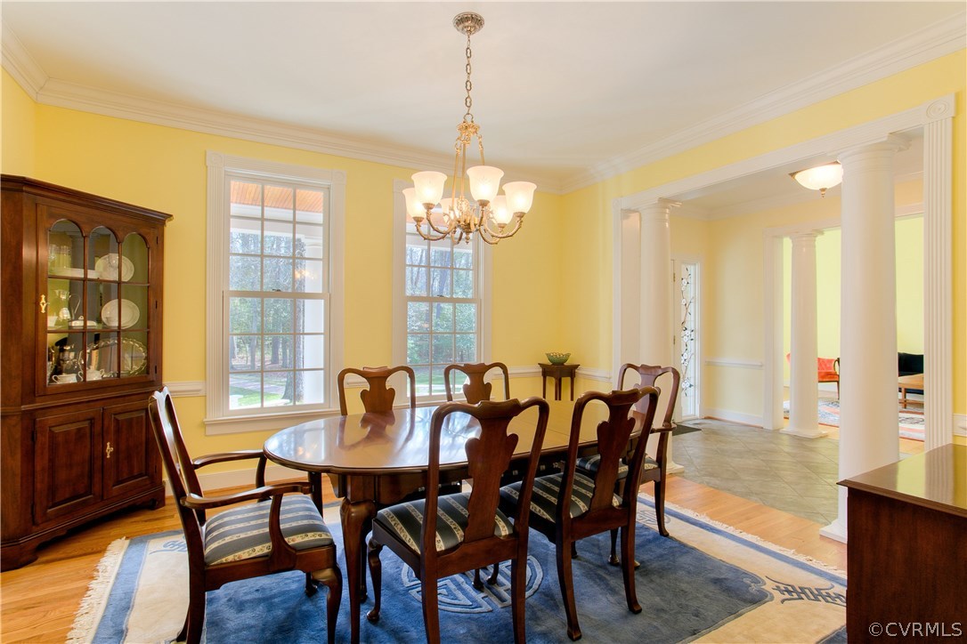 902 Hermitage Road Manakin-Sabot, VA 23103 - Photo 7 of 44 The dining room has Crown Molding, chair rail and