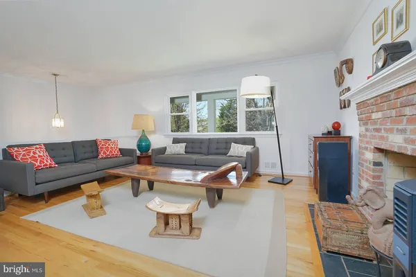 $1,425,000 | 1557 Evers Drive, McLean, VA 22101