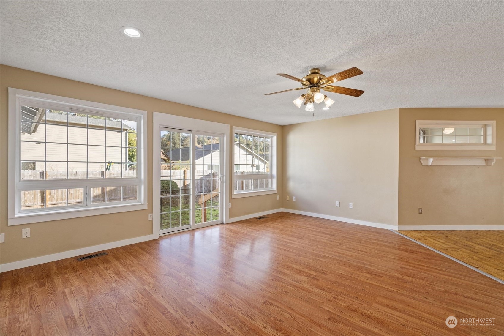 910 Southwest Mayer Street Winlock, WA 98596 - Photo 12 of 40 Gallery Image 12