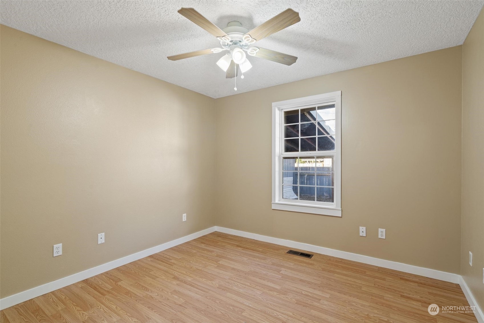 910 Southwest Mayer Street Winlock, WA 98596 - Photo 21 of 40 Gallery Image 21