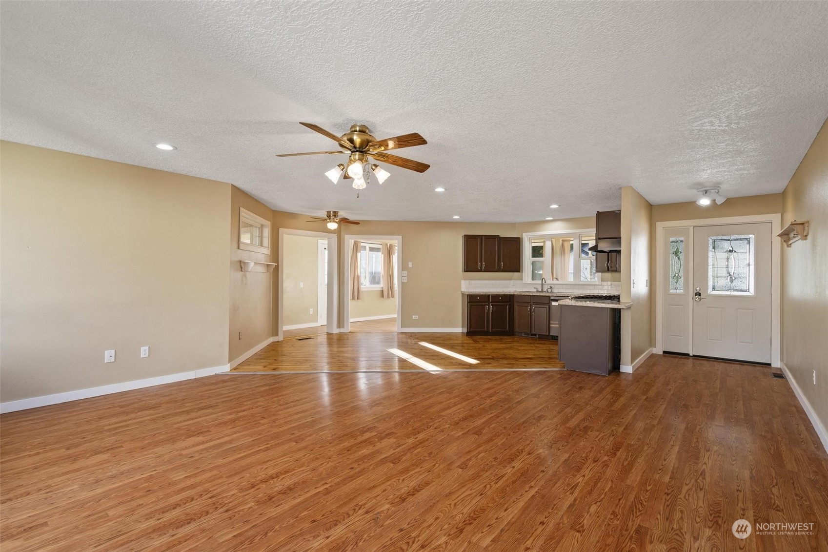 910 Southwest Mayer Street Winlock, WA 98596 - Photo 7 of 40 Gallery Image 7