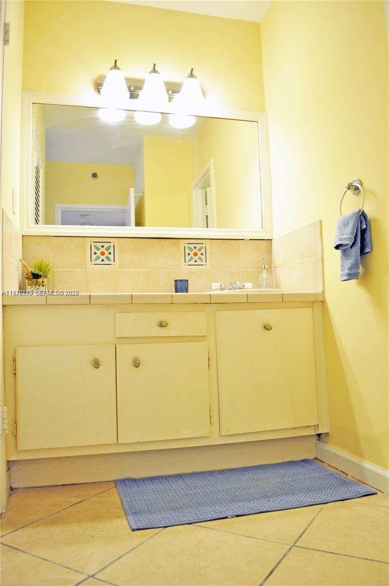 100 Lincoln Road, Unit 441 Miami Beach, FL 33139 - Photo 7 of 15