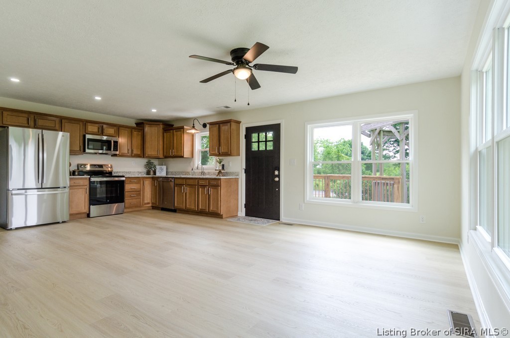 2720 South Wathan Road Pekin, IN 47165 - Photo 6 of 34