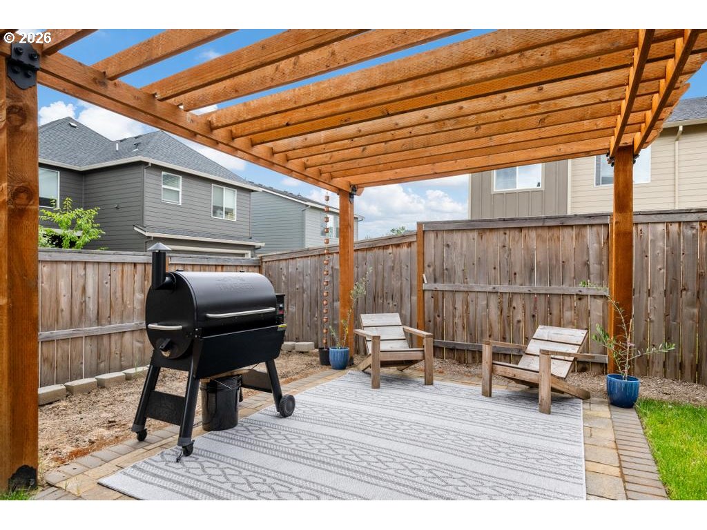 859 South 23rd Avenue Cornelius, OR 97113 - Photo 33 of 39 a building outdoor space with patio furniture