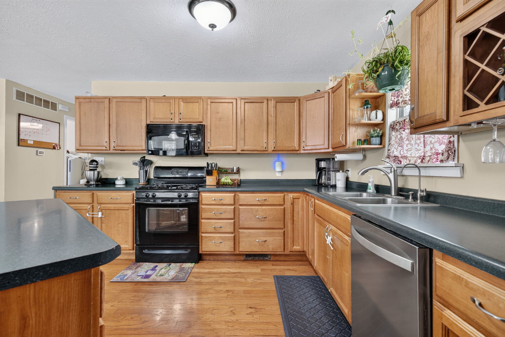 207 Main Street Cornell, IL 61319 - Photo 12 of 28