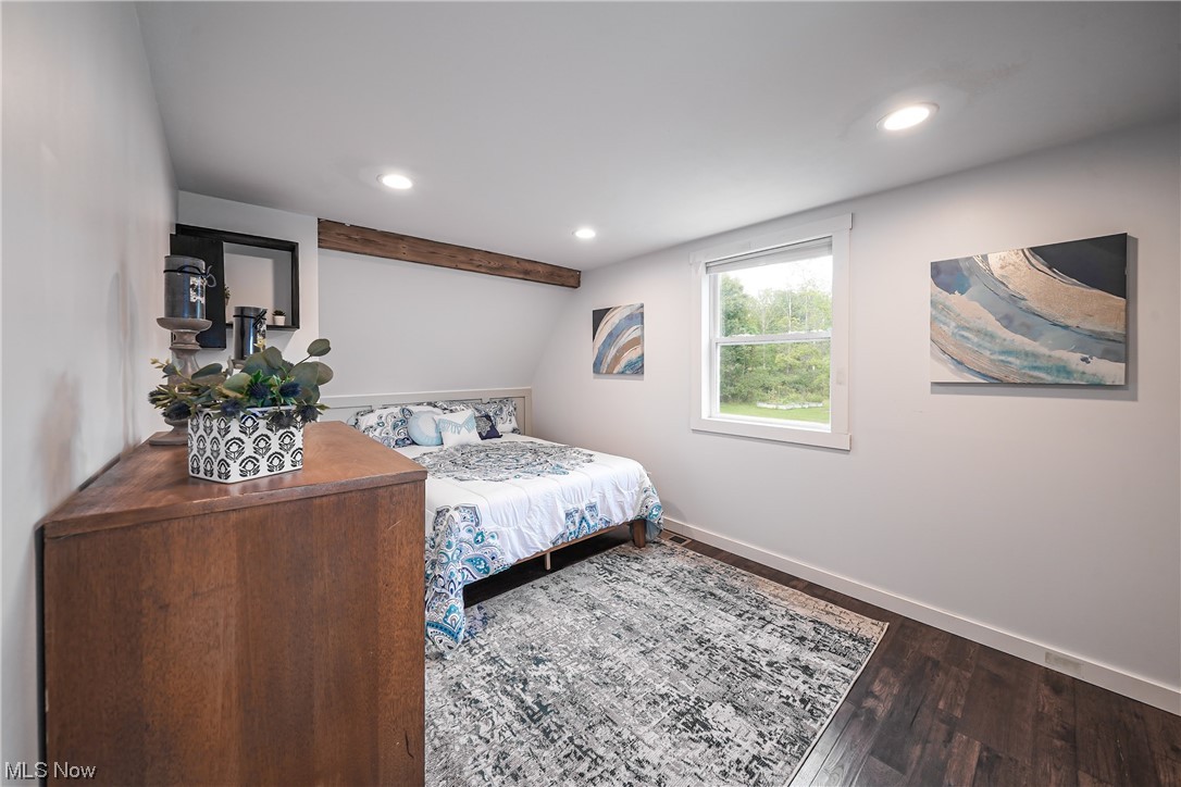 11058 Chamberlain Road Mantua, OH 44255 - Photo 25 of 31 The apartment bedroom is spacious with small office area.