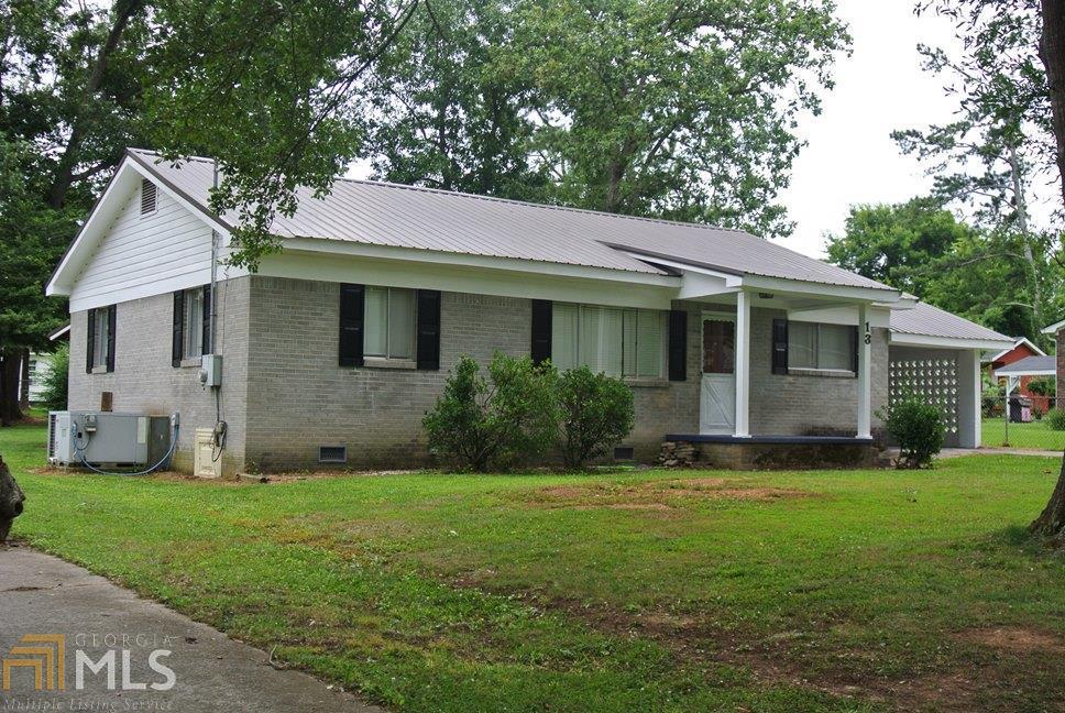 13 Watts Way Rome, GA 30165 - Photo 1 of 1 a front view of house with yard and green space