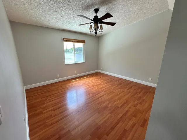 $3,200 | 17 Tara Lakes Drive East, Boynton Beach, FL 33436