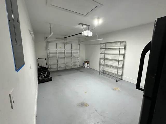 $3,200 | 17 Tara Lakes Drive East, Boynton Beach, FL 33436