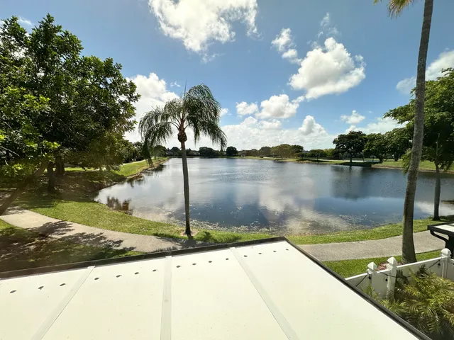 $3,200 | 17 Tara Lakes Drive East, Boynton Beach, FL 33436